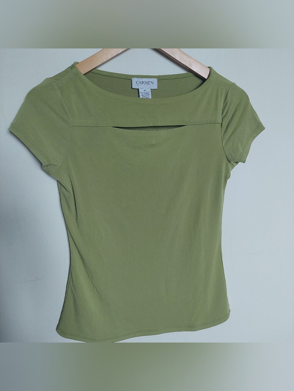 Carmen Marc Valvo Olive Green Cutout Short Sleeve Top XS